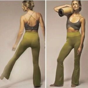 Free People Movement Good Karma Flare Leggings M/L Olive Green Ribbed Pull On